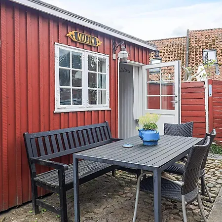 4 Person In Aeroskobing-by Traum Ærøskøbing